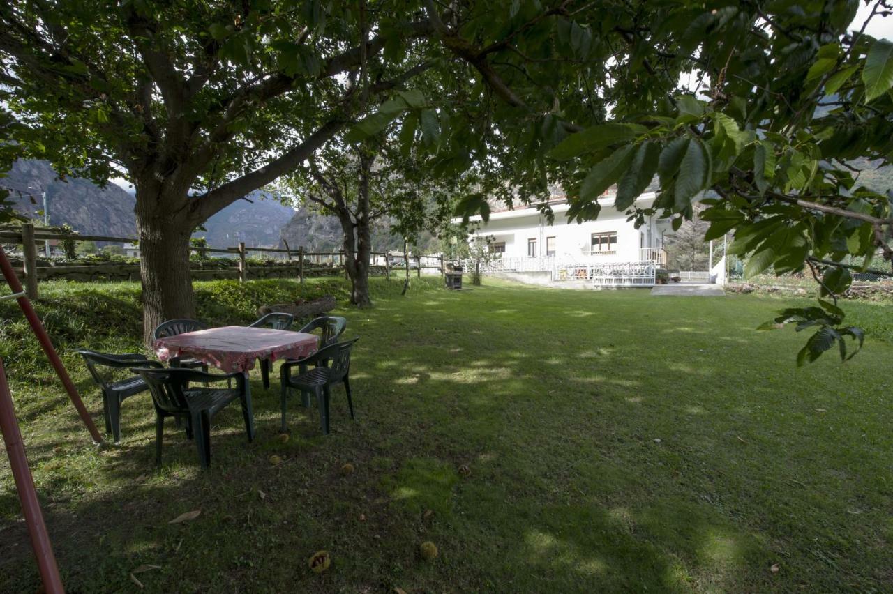 Mansarda plein soleil Villa Donnaz Eksteriør billede